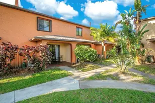 154 San Juan Cir, Melbourne, FL 32935 - Photo 15