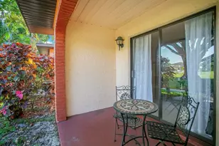 154 San Juan Cir, Melbourne, FL 32935 - Photo 13