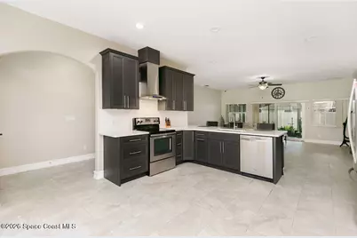 426 Oakleaf Street SW, Palm Bay, FL 32908 - Photo 5