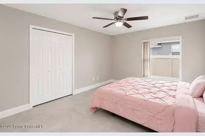 426 Oakleaf Street SW, Palm Bay, FL 32908 - Photo 13