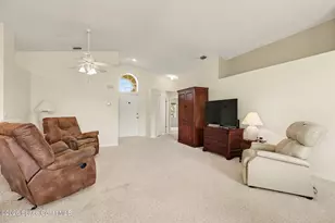 2428 Coral Ridge Cir, Melbourne, FL 32935 - Photo 5