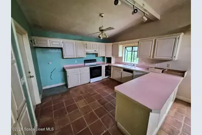 180 Lee Road, West Melbourne, FL 32904 - Photo 7