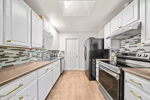 1038 Hooper Ave NE, Palm Bay, FL 32905 - Photo 11