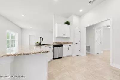 275 Tucson Road SW, Palm Bay, FL 32908 - Photo 5