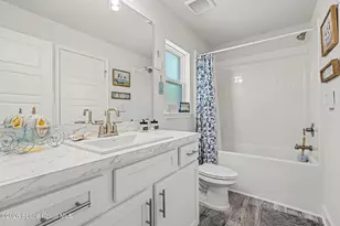 556 Trumpet St SW, Palm Bay, FL 32908 - Photo 17