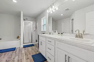 556 Trumpet St SW, Palm Bay, FL 32908 - Photo 7