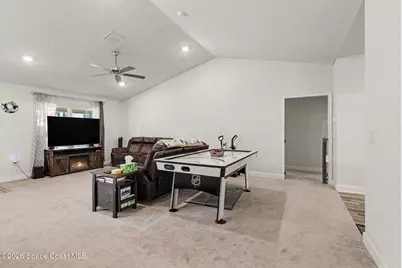 556 Trumpet Street SW, Palm Bay, FL 32908 - Photo 9