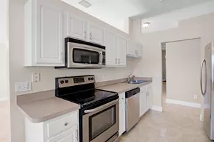 4811 Decatur Cir, Melbourne, FL 32934 - Photo 5