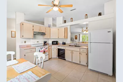 660 Weaver Road SW, Palm Bay, FL 32908 - Photo 9