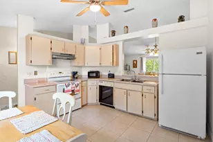 660 Weaver Rd SW, Palm Bay, FL 32908 - Photo 9