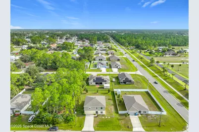 215 Friendly Street, Palm Bay, FL 32908 - Photo 5