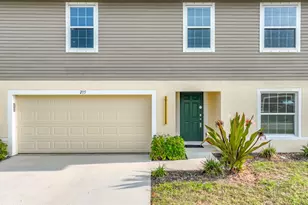 215 Friendly St, Palm Bay, FL 32908 - Photo 7