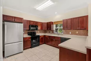 622 Cedar Side Cir NE, Palm Bay, FL 32905 - Photo 9