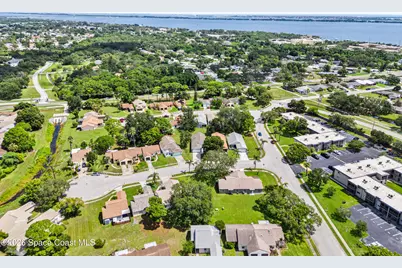1644 Parakeet Court, Melbourne, FL 32935 - Photo 43