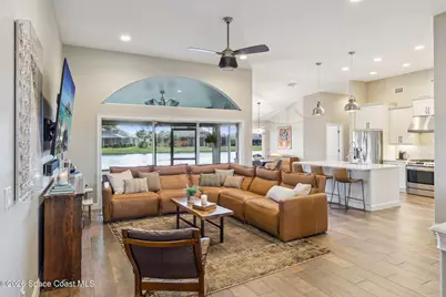 983 Wildwood Drive, Melbourne, FL 32940 - Photo 3