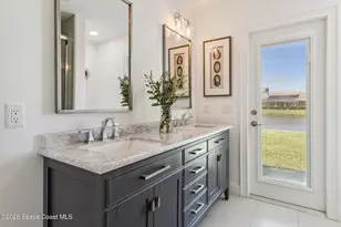 983 Wildwood Dr, Melbourne, FL 32940 - Photo 17