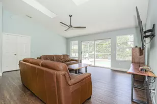3390 Areca Palm Ave, Melbourne, FL 32901 - Photo 9