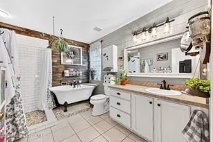 199 Greenbrier Ave NW, Palm Bay, FL 32907 - Photo 13