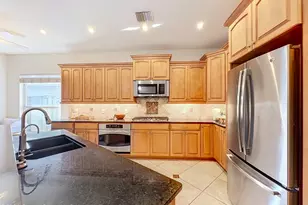 4855 Erin Ln, Melbourne, FL 32940 - Photo 15