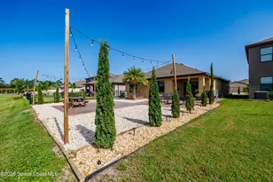 2013 Capital Dr SE, Palm Bay, FL 32909 - Photo 23