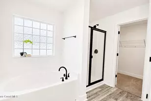 990 Hanson Ave SW, Palm Bay, FL 32908 - Photo 7