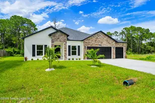 1061 Towhlen St SE, Palm Bay, FL 32909 - Photo 1