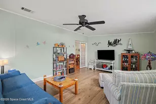 352 Scenic Dr, Cocoa, FL 32926 - Photo 7