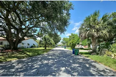3933 NW 81st Terrace, Coral Springs, FL 33067 - Photo 5