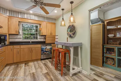 2202 Hyde Parkway, Melbourne, FL 32901 - Photo 5