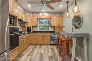 2202 Hyde Pkwy, Melbourne, FL 32901 - Photo 17