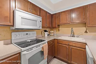 411 Hawthorne Ct, Indian Harbour Beach, FL 32937 - Photo 15