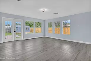 2010 Algeria St NE, Palm Bay, FL 32905 - Photo 7