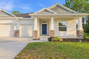 242 Heritage St SW, Palm Bay, FL 32908 - Photo 3