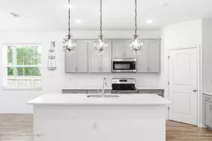 242 Heritage St SW, Palm Bay, FL 32908 - Photo 9