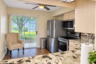 4880 Lake Waterford Way W, Melbourne, FL 32901 - Photo 5