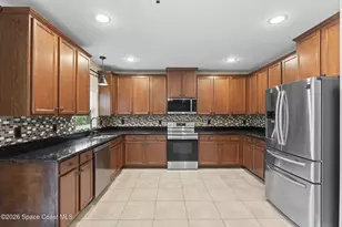 641 Dillard Dr SE, Palm Bay, FL 32909 - Photo 5