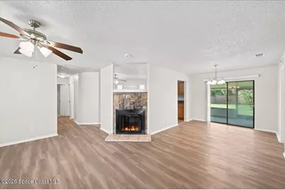 428 Trumpet Street SW, Palm Bay, FL 32908 - Photo 3