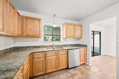 428 Trumpet Street SW, Palm Bay, FL 32908 - Photo 9