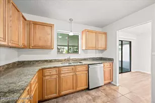 428 Trumpet St SW, Palm Bay, FL 32908 - Photo 9