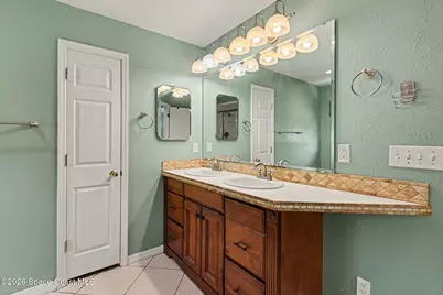 726 Donau Avenue NW, Palm Bay, FL 32907 - Photo 19