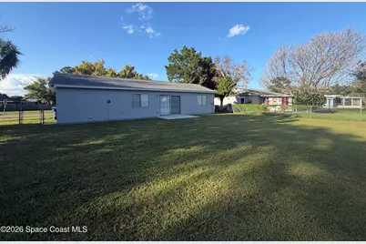1607 Fairfield Circle NE, Palm Bay, FL 32905 - Photo 17