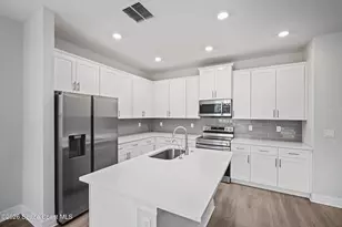 330 San Marino Rd SW, Palm Bay, FL 32908 - Photo 7