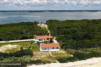 8517 S Hwy A1A, Melbourne Beach, FL 32951 - Photo 15