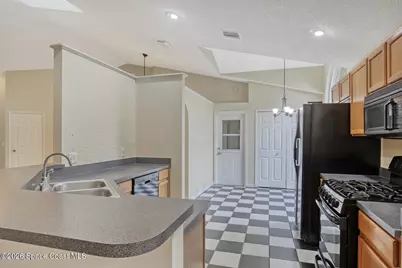 2900 Pebble Creek Street, Melbourne, FL 32935 - Photo 9