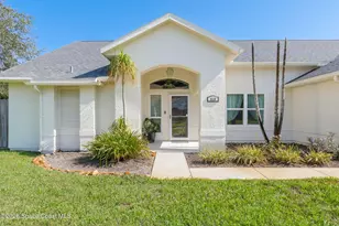 910 Brookshire Cir, Malabar, FL 32950 - Photo 3