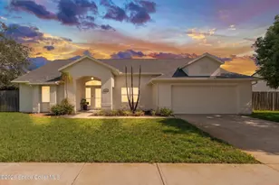 910 Brookshire Cir, Malabar, FL 32950 - Photo 1
