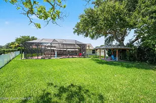504 Lake Victoria Cir, Melbourne, FL 32940 - Photo 27