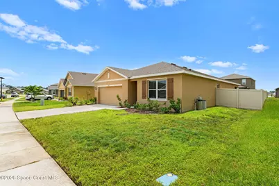 1276 Valley View Avenue, Rockledge, FL 32955 - Photo 3