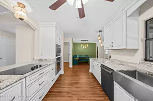 649 Narragansett St NE, Palm Bay, FL 32907 - Photo 11