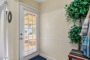 742 Timber Ridge Trail SW, Vero Beach, FL 32962 - Photo 5